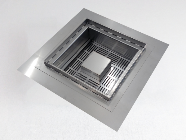 Inox talni sifon Z REŠETKO, dimenzij 300mm x 300mm x 176mm Ø50mm vertikalno POVOZEN PROTIZDRSEN s PRIROBNICO za HIDROIZOLACIJO