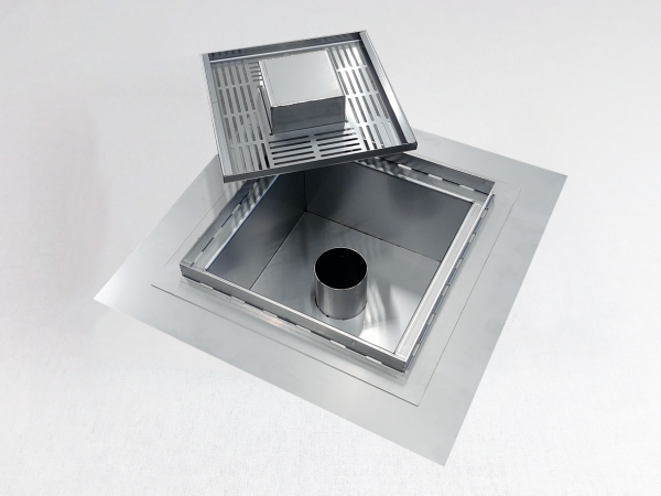 Inox talni sifon Z REŠETKO, dimenzij 300mm x 300mm x 176mm Ø50mm vertikalno POVOZEN PROTIZDRSEN s PRIROBNICO za HIDROIZOLACIJO