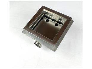 Talni sifon komplet s čelno ploščo debeline 5mm s PERFORIRANIM VZORCEM (AVTOPOVOZNO) in prirobnico za hidroizolacijo 300x300x181mm INOX Ø75mm horizontalno