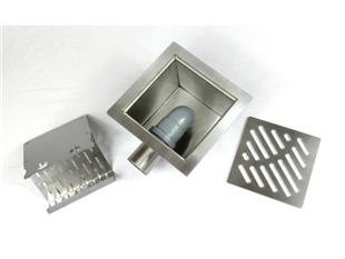 Talni sifon komplet s čelno ploščo debeline 5mm s PERFORIRANIM VZORCEM (AVTOPOVOZNO) 150x150x86mm INOX Ø30mm horizontalno