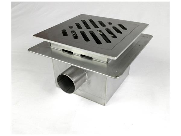 Talni sifon komplet s čelno ploščo debeline 5mm s PERFORIRANIM VZORCEM (AVTOPOVOZNO) in prirobnico za hidroizolacijo 300x300x181mm INOX Ø75mm horizontalno