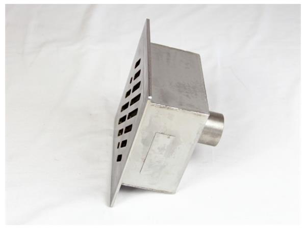 Talni sifon komplet s čelno ploščo debeline 5mm s PERFORIRANIM VZORCEM (AVTOPOVOZNO) 150x150x68mm INOX Ø30mm vertikalno